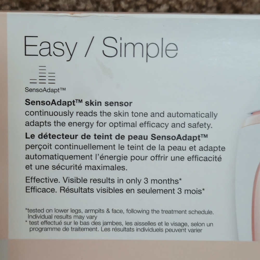 VENUS Silk-expert Mini IPL Hair Removal Device Pink and White - Picture 5 of 9